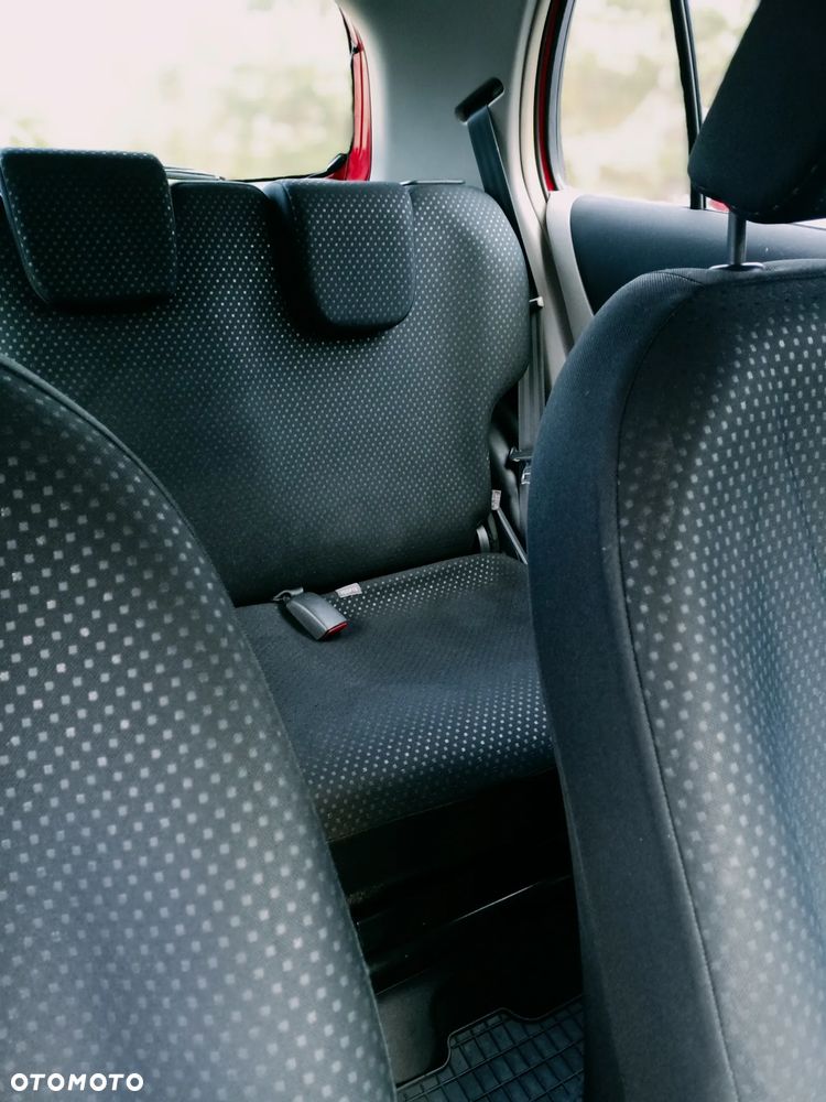 Toyota Yaris - 8