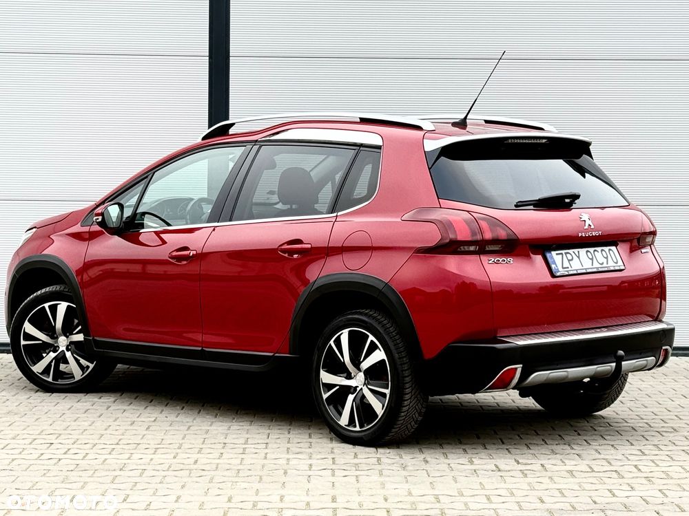 Peugeot 2008 1.6 BlueHDi Allure S&S - 20