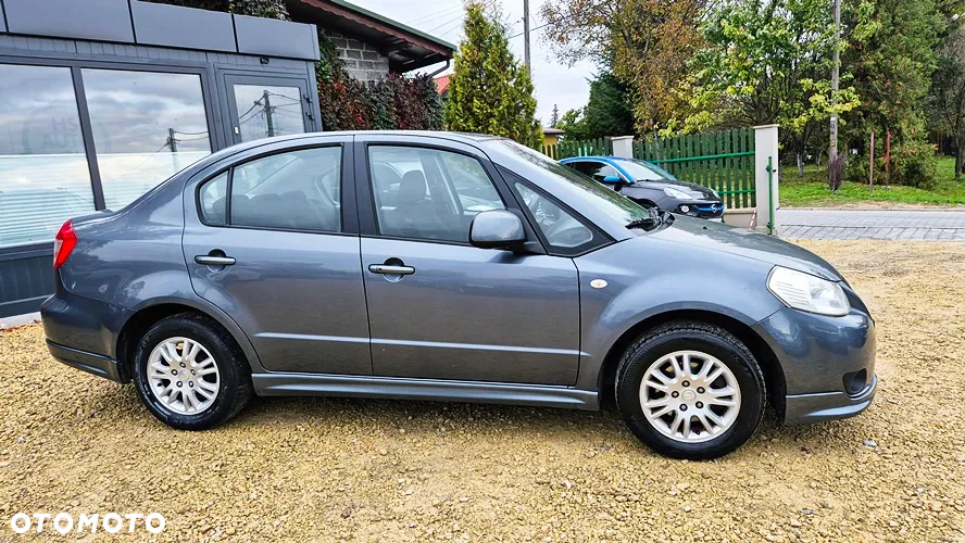 Suzuki SX4 1.6 GS/Premium - 8