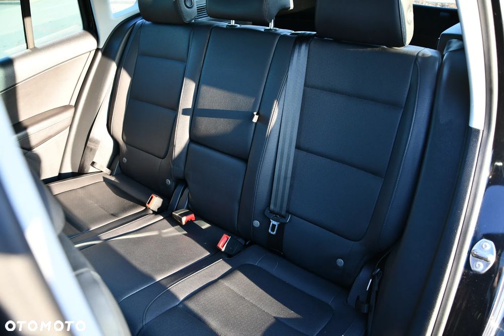 Volkswagen Tiguan - 21
