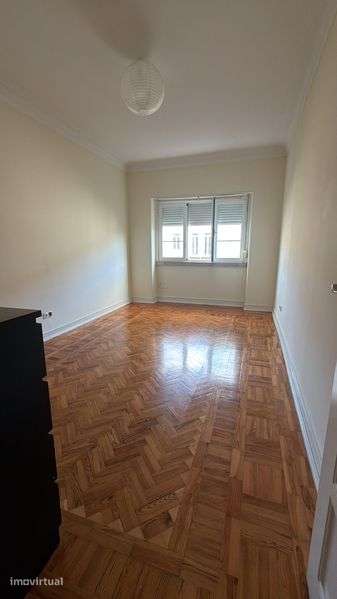 Apartamento t3+1 zona central junto Alameda em Lisboa - Grande imagem: 5/12