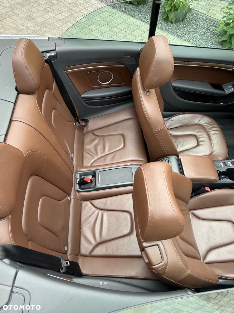 Audi A5 Cabrio 2.0 TFSI quattro S tronic - 8