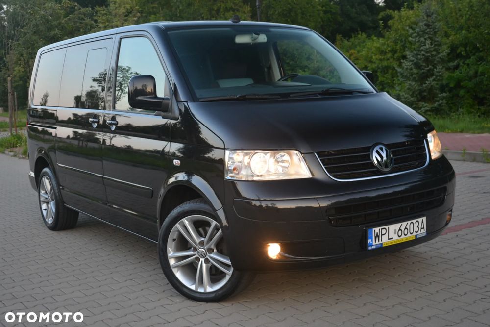 Volkswagen Multivan - 1