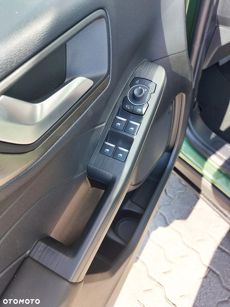 Ford Kuga 2.5 FHEV FWD Titanium eCVT - 7