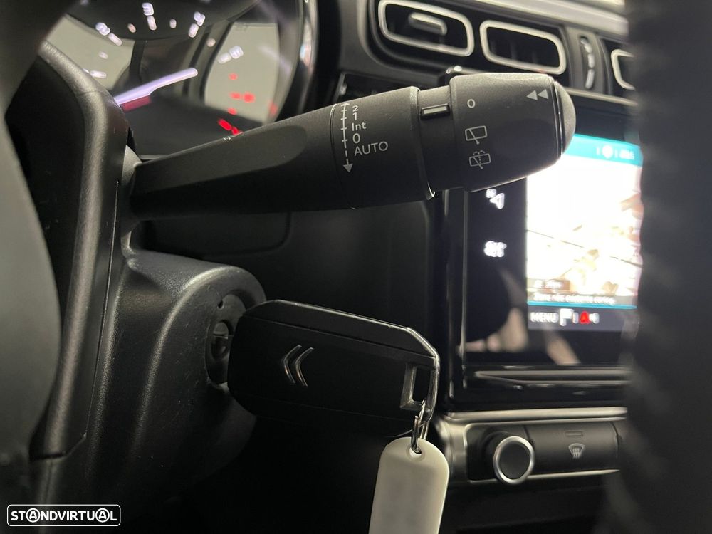 Citroën C3 1.2 PureTech Shine - 35