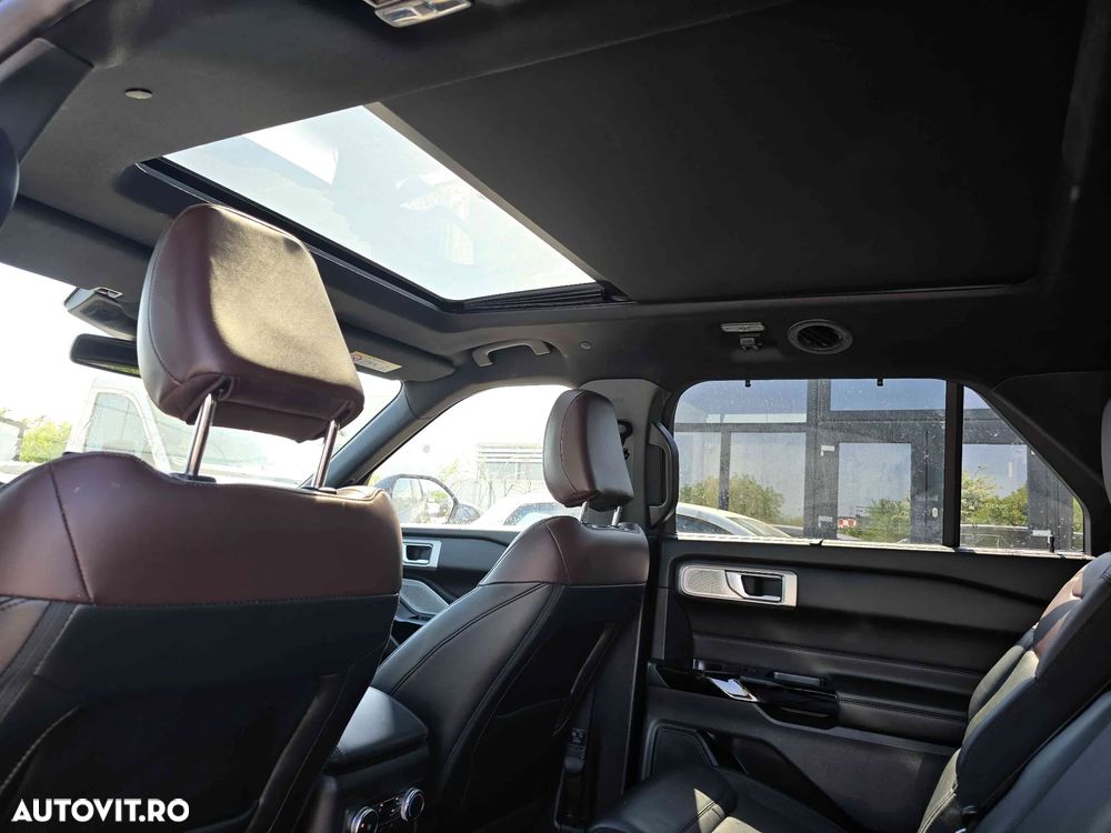 Ford Explorer - 11