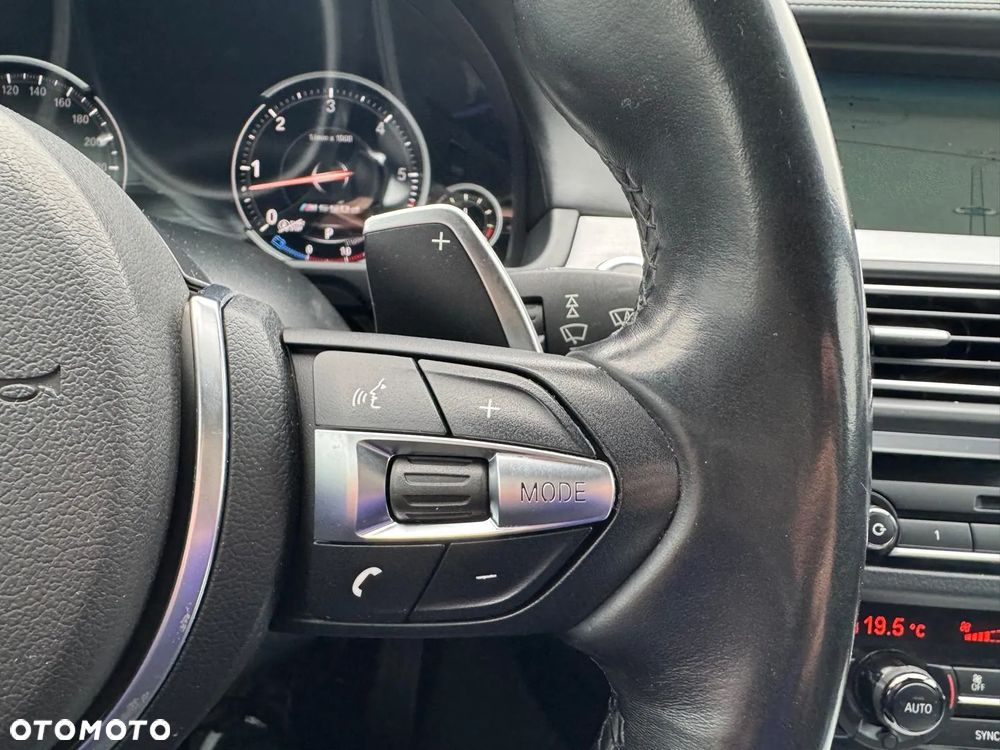 BMW Seria 5 M550d xDrive - 18