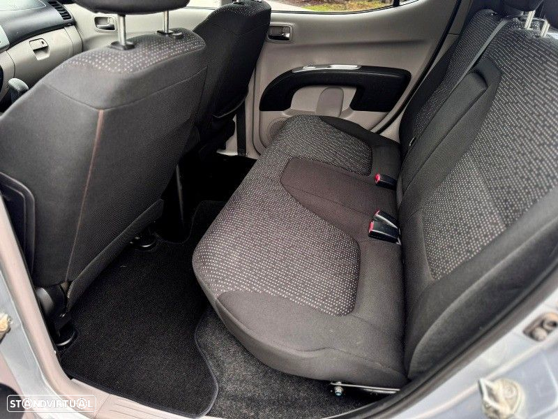 Mitsubishi L200 2.5 DI-D CD Invite AC 4WD - 34