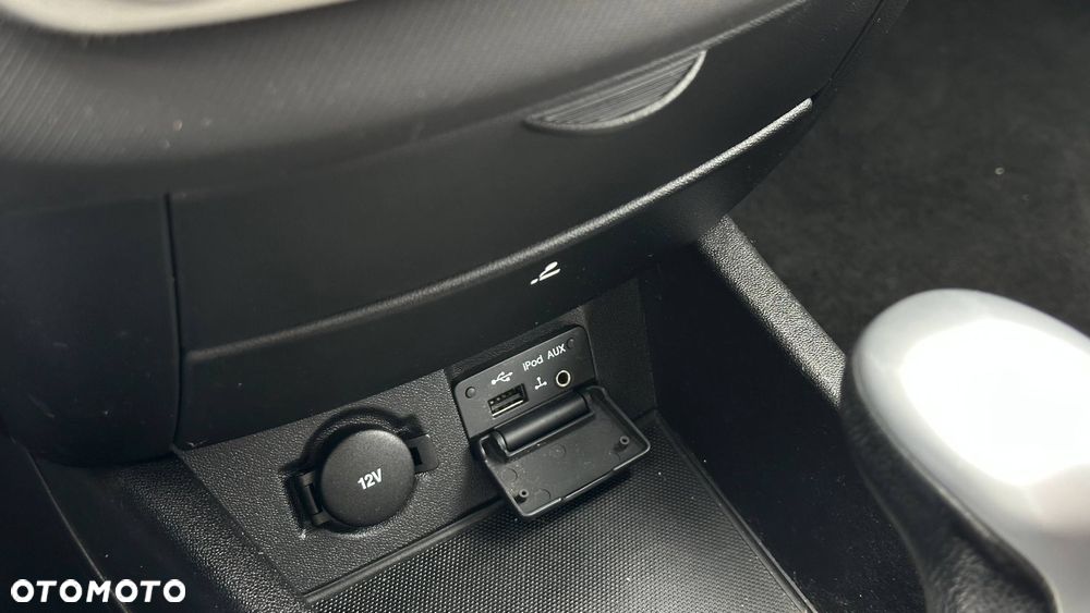Kia Ceed 2.0 CVVT Automatik Spirit - 24