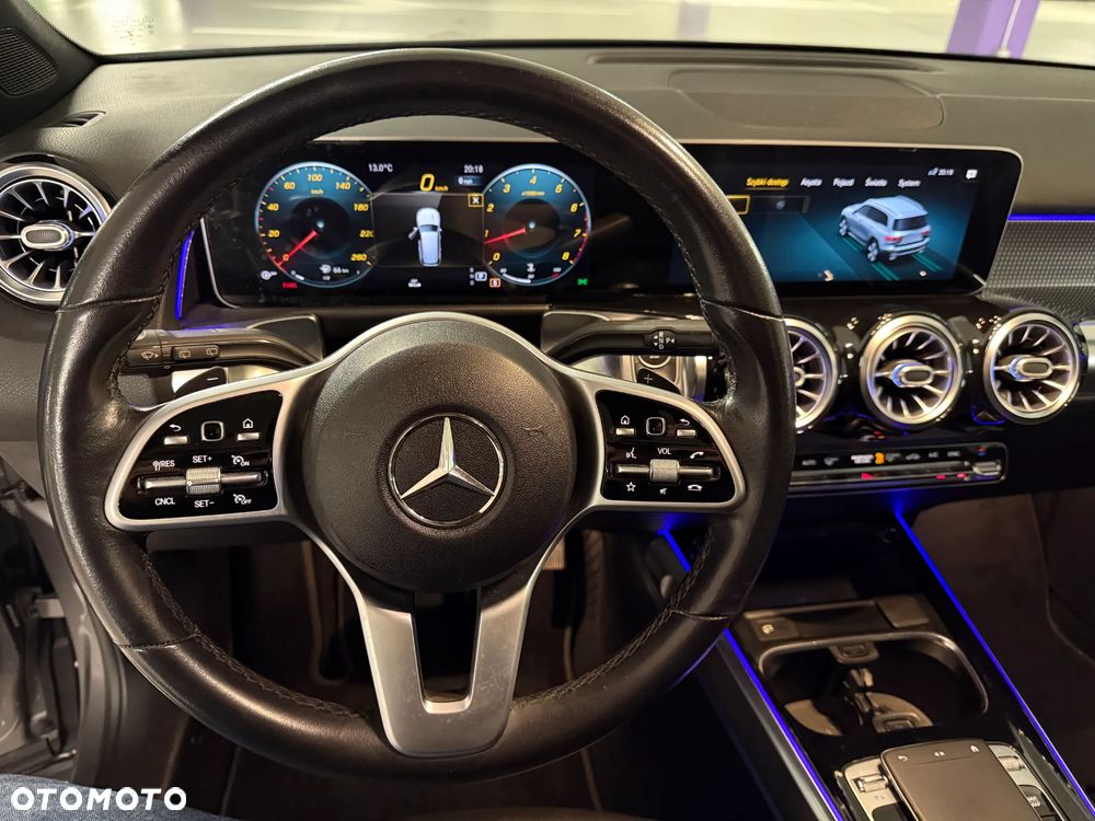 Mercedes-Benz GLB 250 4Matic 8G-DCT - 30