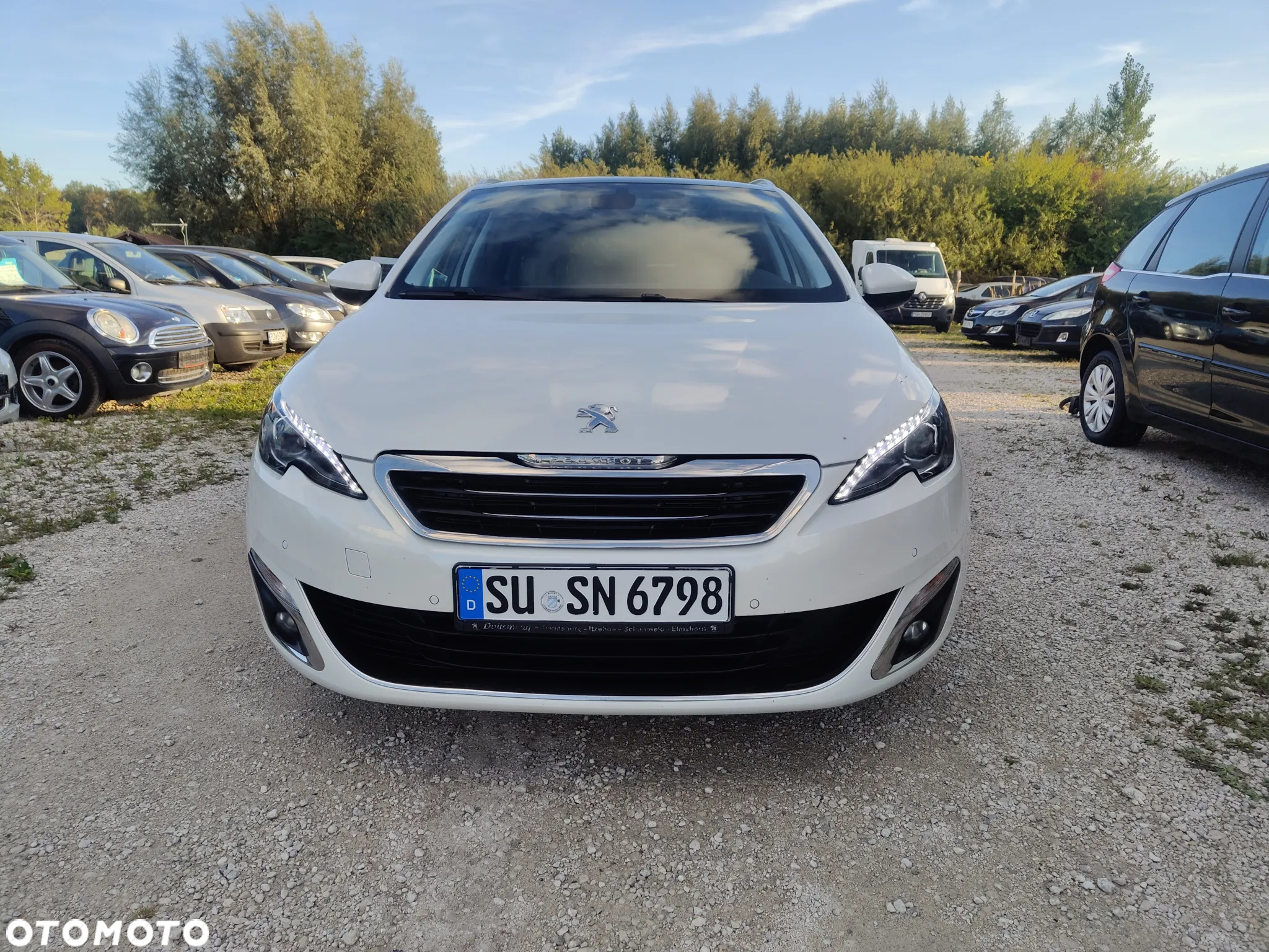 Peugeot 308 SW BlueHDi 150 Automatik Stop & Start Allure - 11