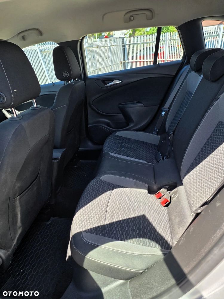 Opel Astra 1.5 CDTI Edition S&S - 9