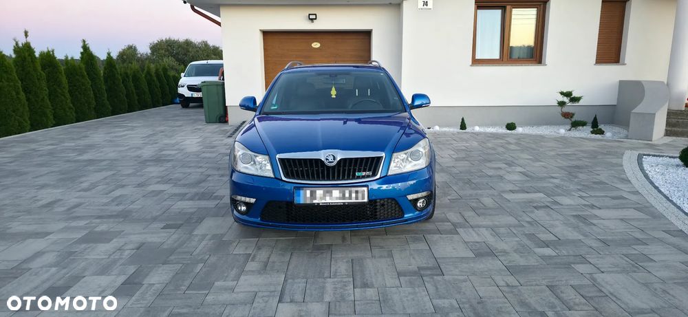 Skoda Octavia 2.0 TDI DPF DSG RS - 2