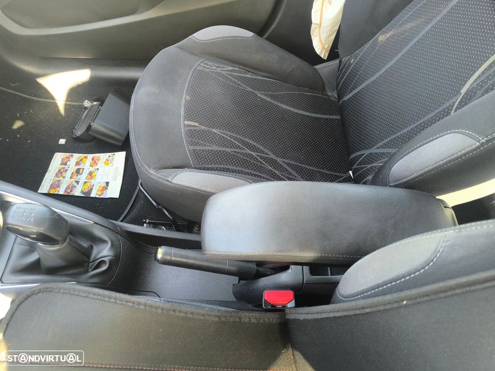 Peugeot 208 1.4 HDi Active - 10