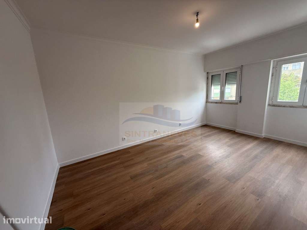 T3 Totalmente Remodelado com Garantia, Cozinha Equipada e Ar Condic... - Grande imagem: 3/7