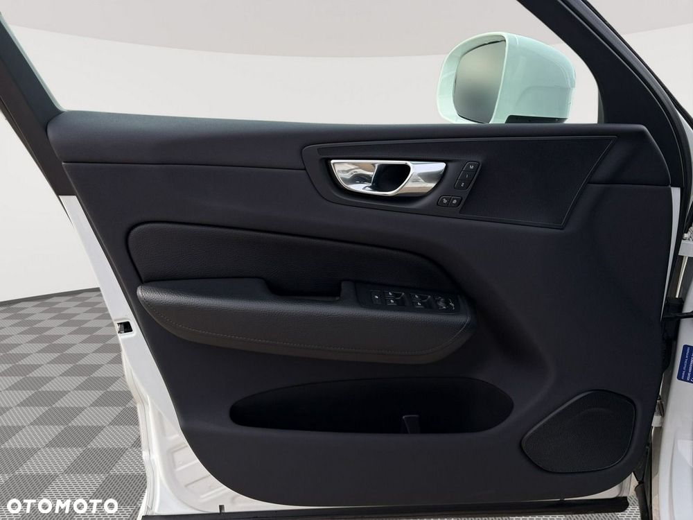 Volvo XC 60 B4 B Inscription - 10
