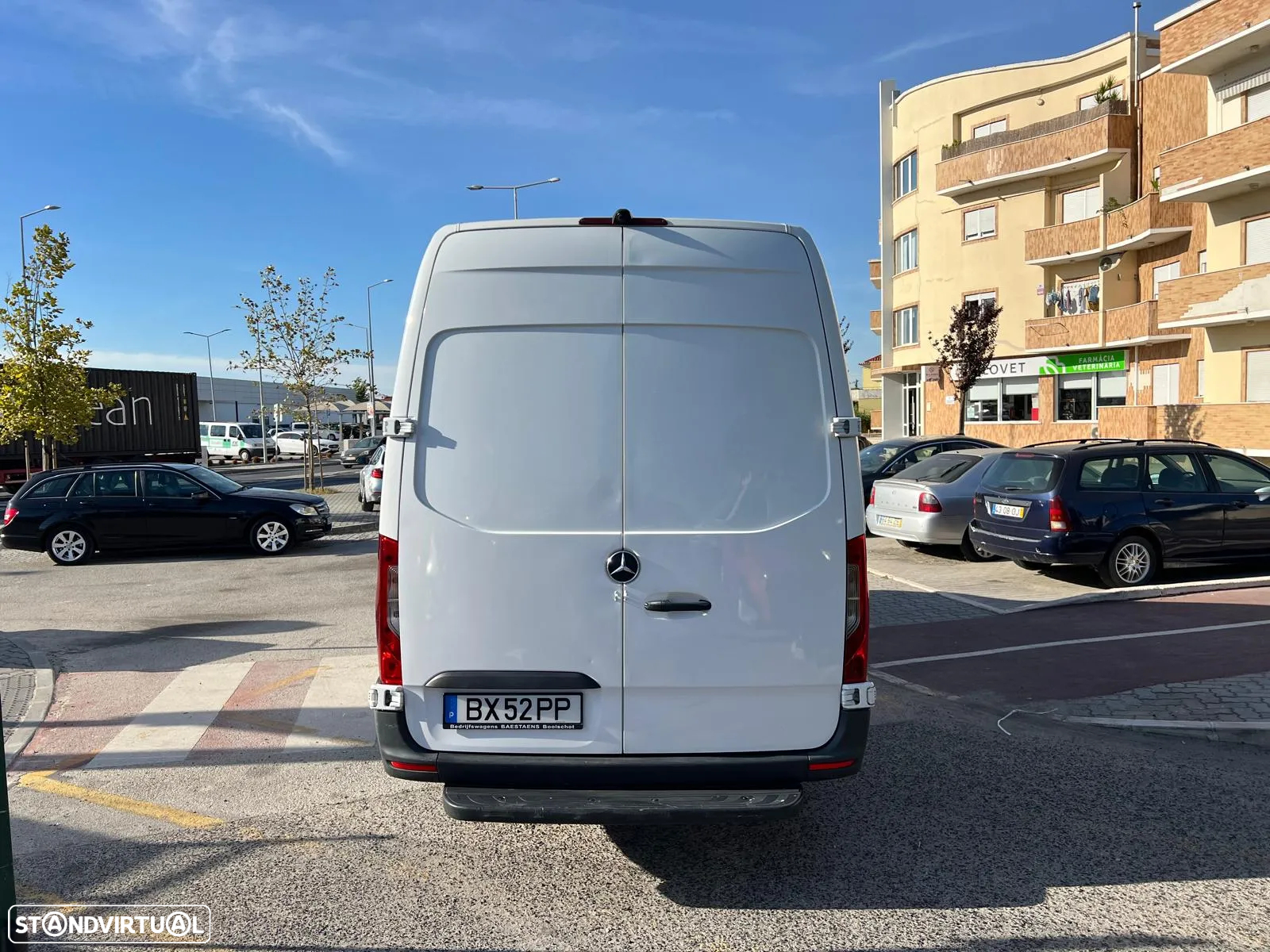 Mercedes-Benz Sprinter - 9