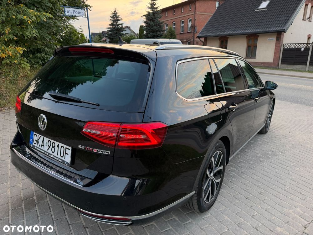 Volkswagen Passat - 4