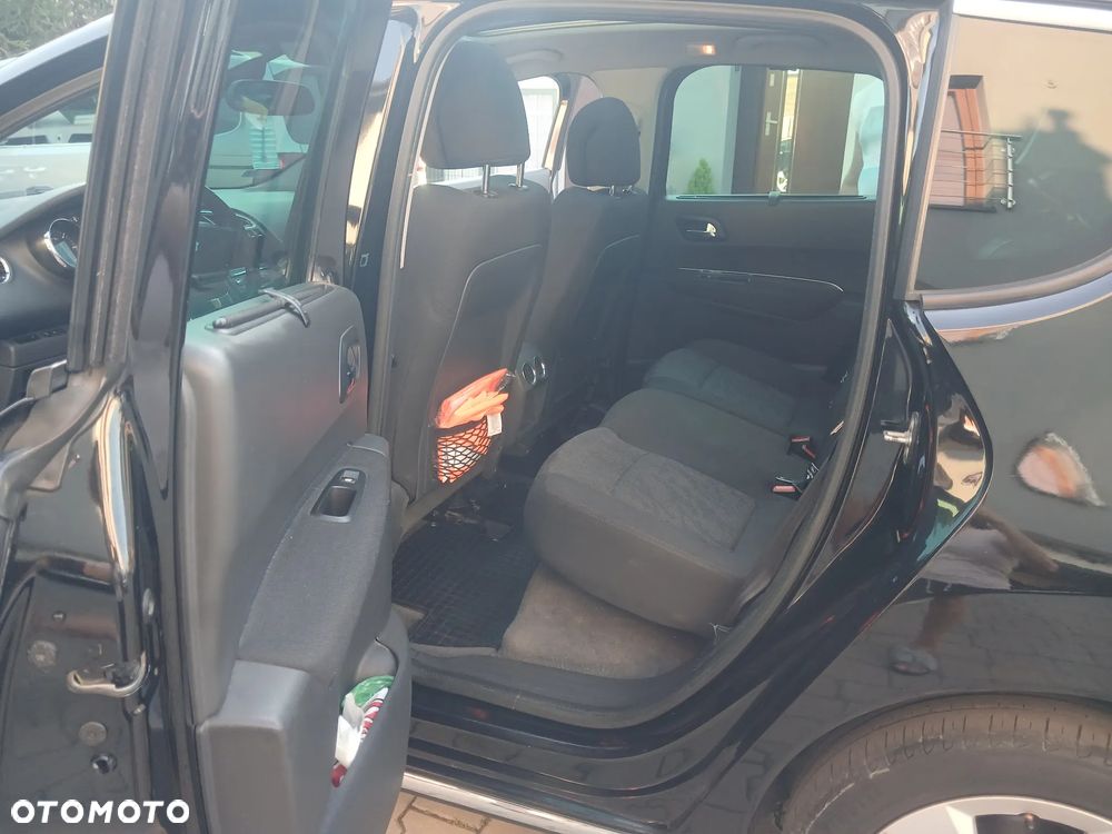 Peugeot 3008 HDi 160 Automatik Active - 5