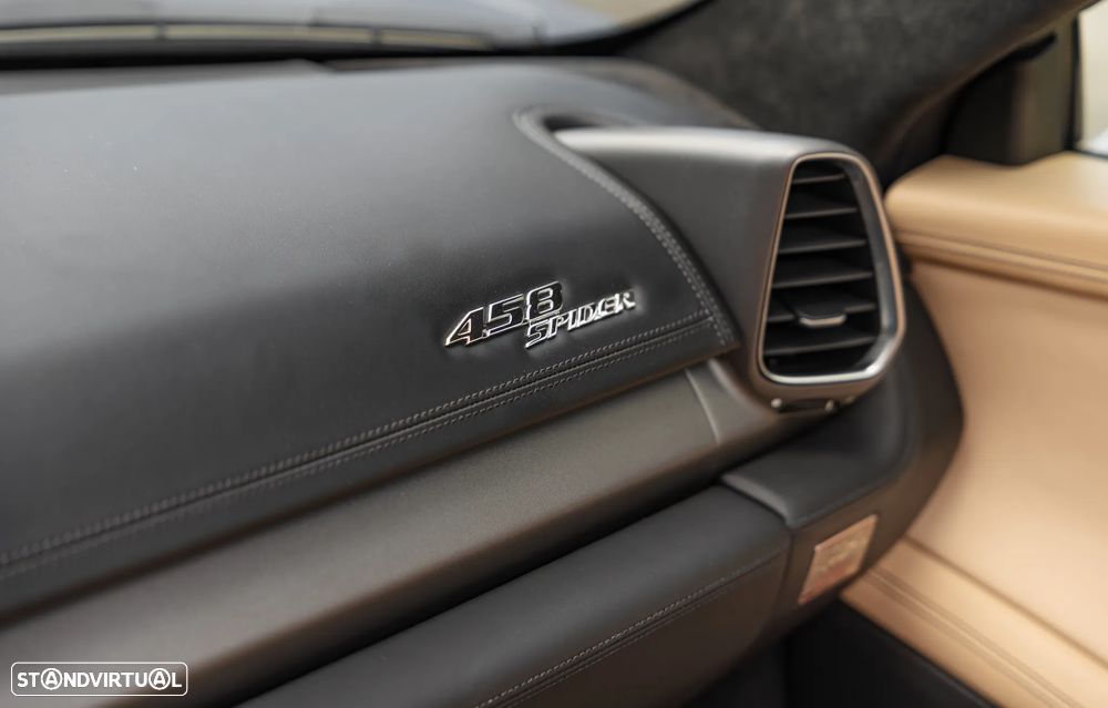 Ferrari 458 Spider - 24