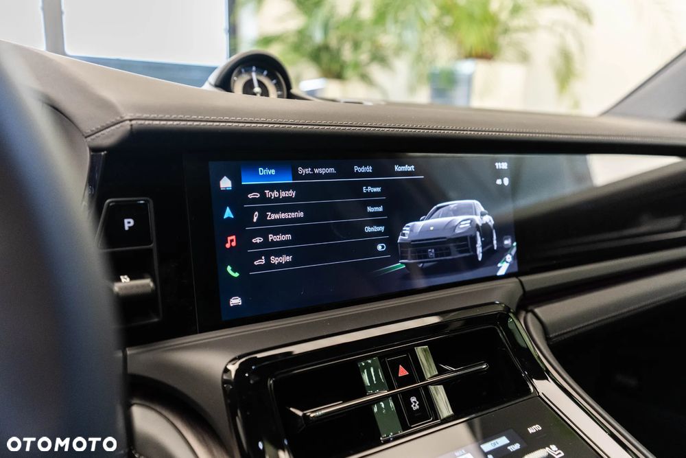 Porsche Panamera 4 E-Hybrid PHEV - 21