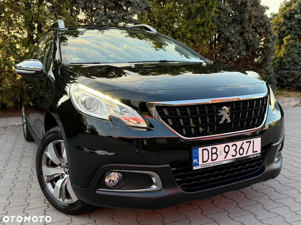 Peugeot 2008 1.2 Pure Tech Allure S&S - 10