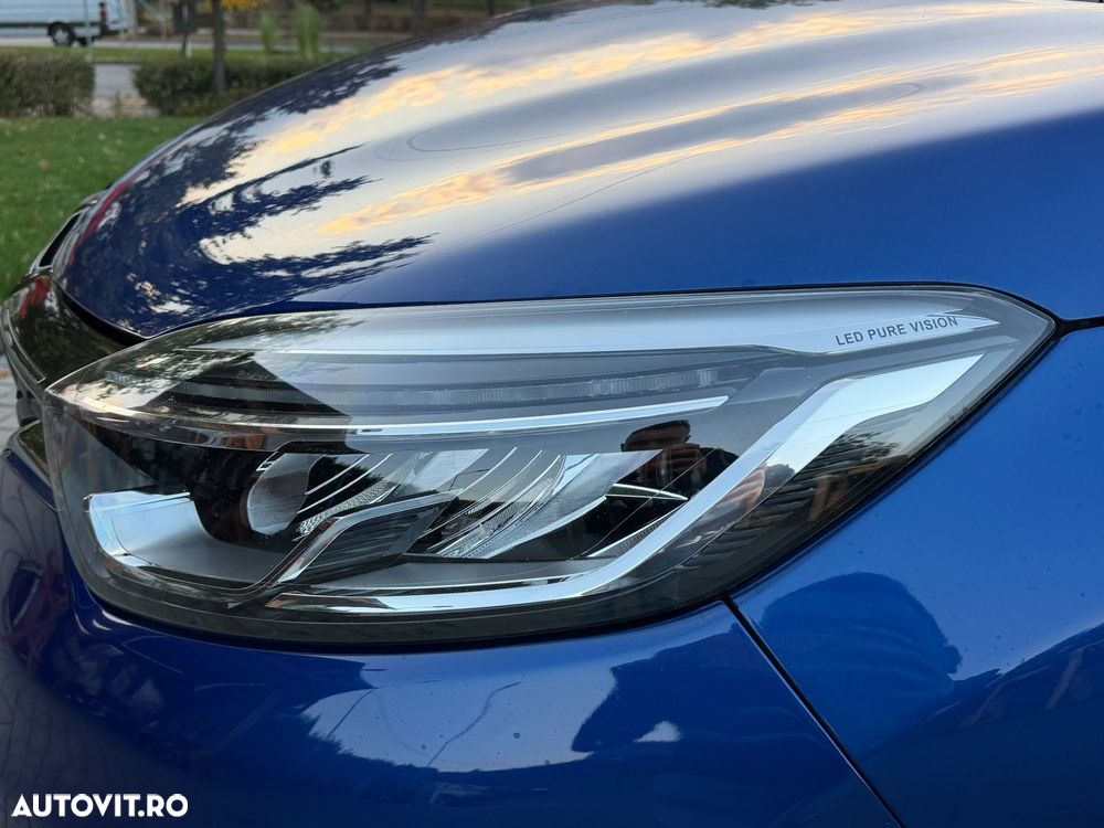 Renault Captur - 17