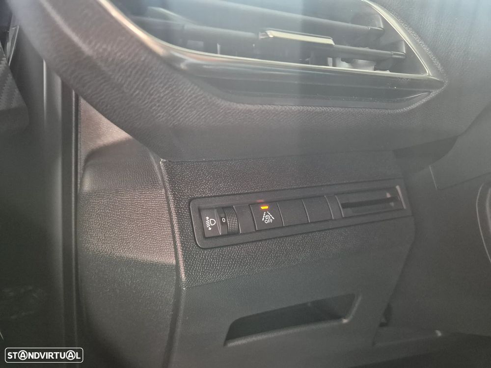 Peugeot 3008 PureTech 130 Stop & Start GPF Active Pack - 18