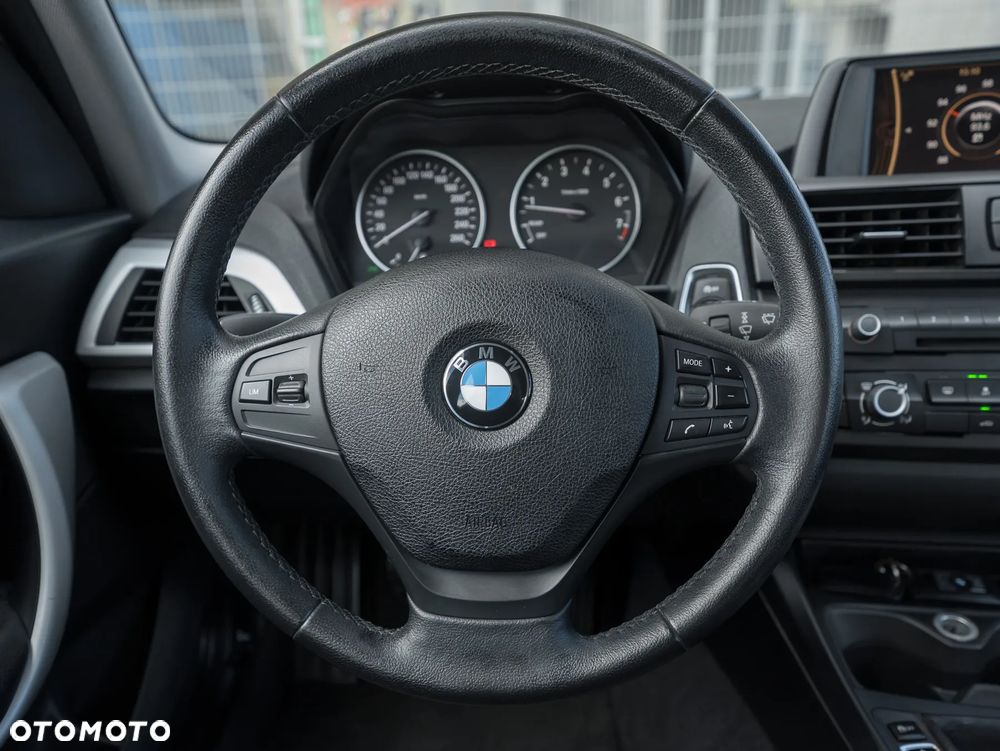 BMW Seria 1 - 23