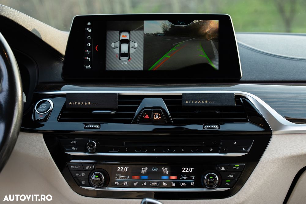 BMW Seria 5 540i xDrive AT - 22