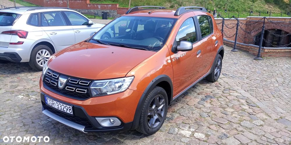 Dacia Sandero Stepway dCi 90 (S&S) Celebration - 1