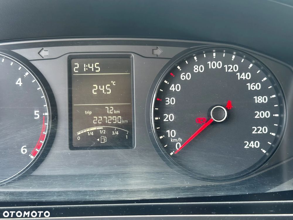 Volkswagen Transporter Lang - 30