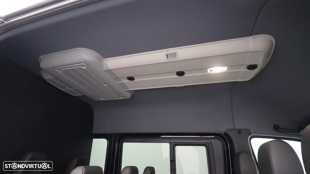 Mercedes-Benz Sprinter - 22