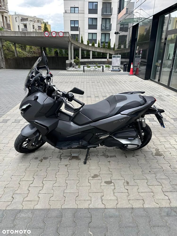 Honda ADV350 - 3