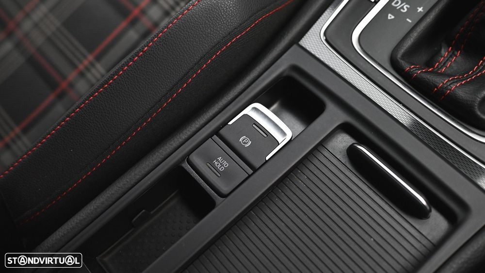 VW Golf 2.0 TSi GTi DSG - 44