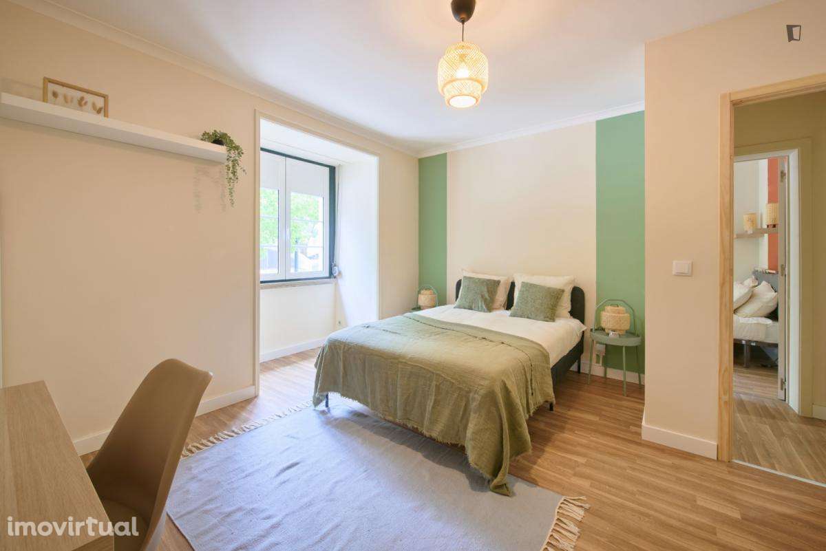 Quarto - localizado em Marquês de Pombal Lisbon - Grande imagem: 4/47