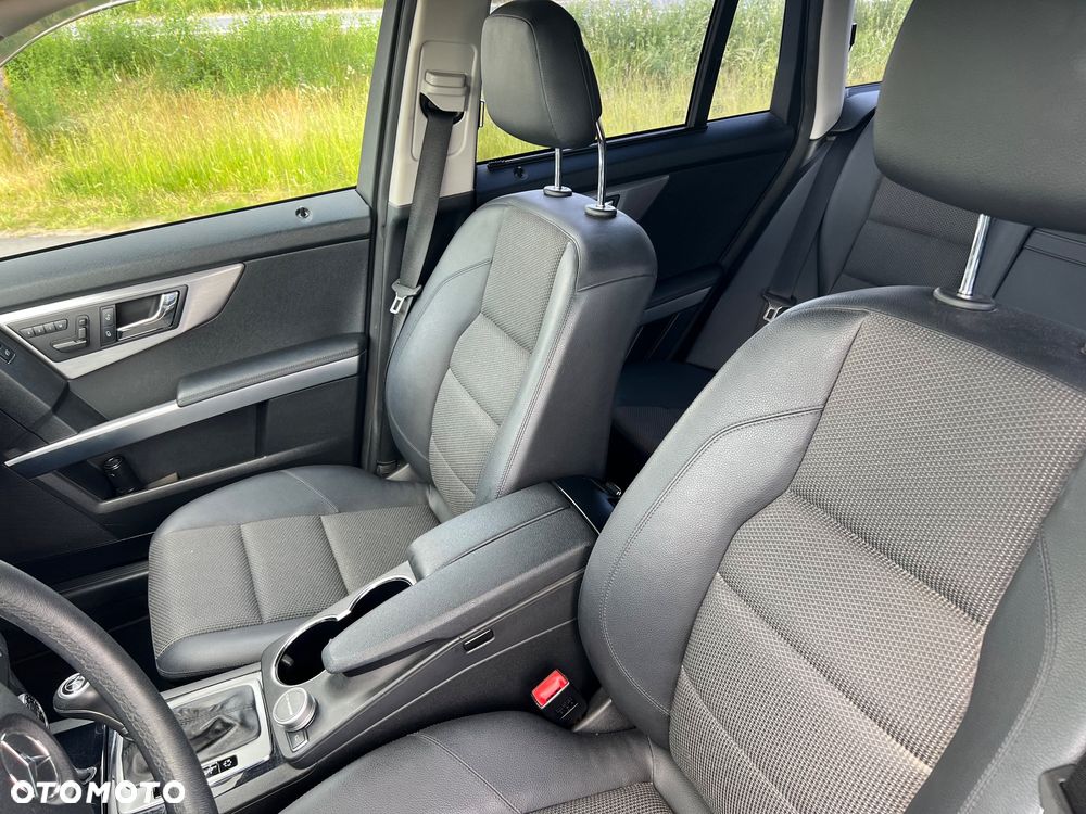 Mercedes-Benz GLK 300 4-Matic - 24