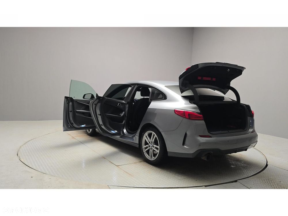 BMW Seria 2 218i M Sport - 11