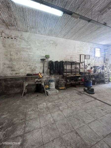 Vendo Espaço Comercial/Armazém - Grande imagem: 2/3