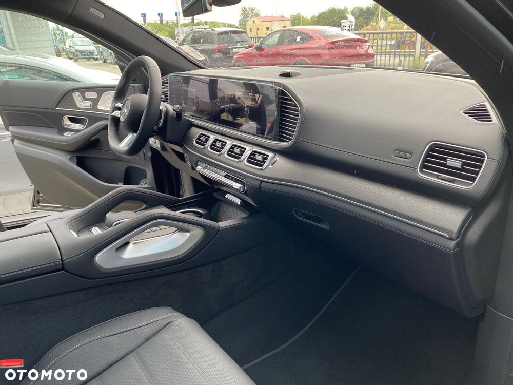 Mercedes-Benz GLE - 25