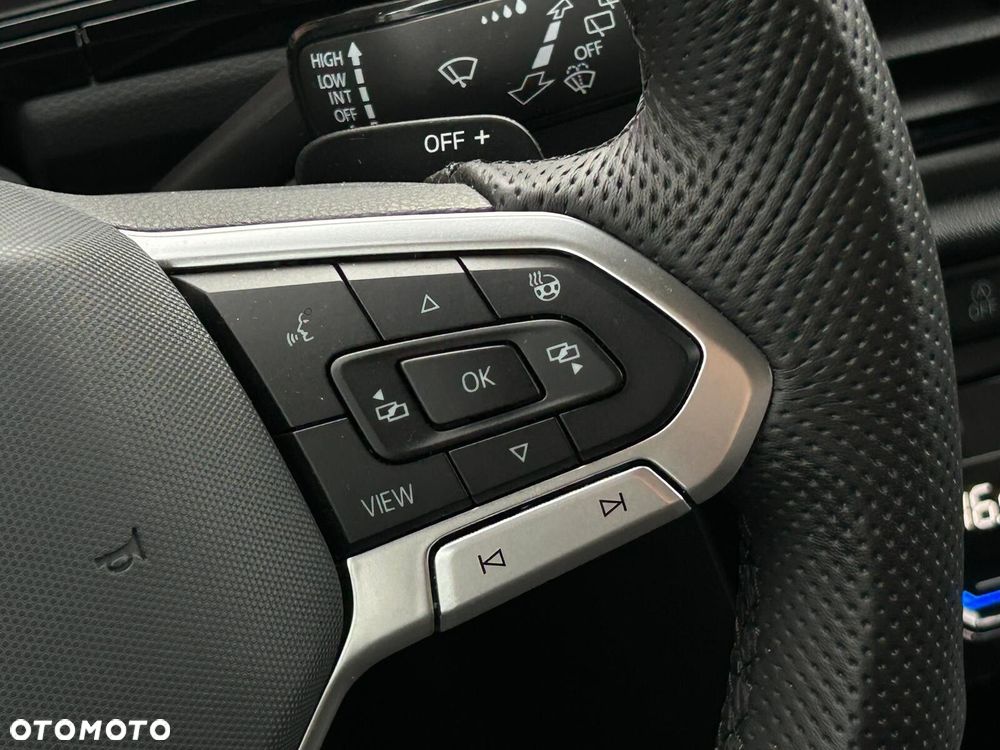 Volkswagen T-Roc 1.5 TSI R-Line DSG - 24