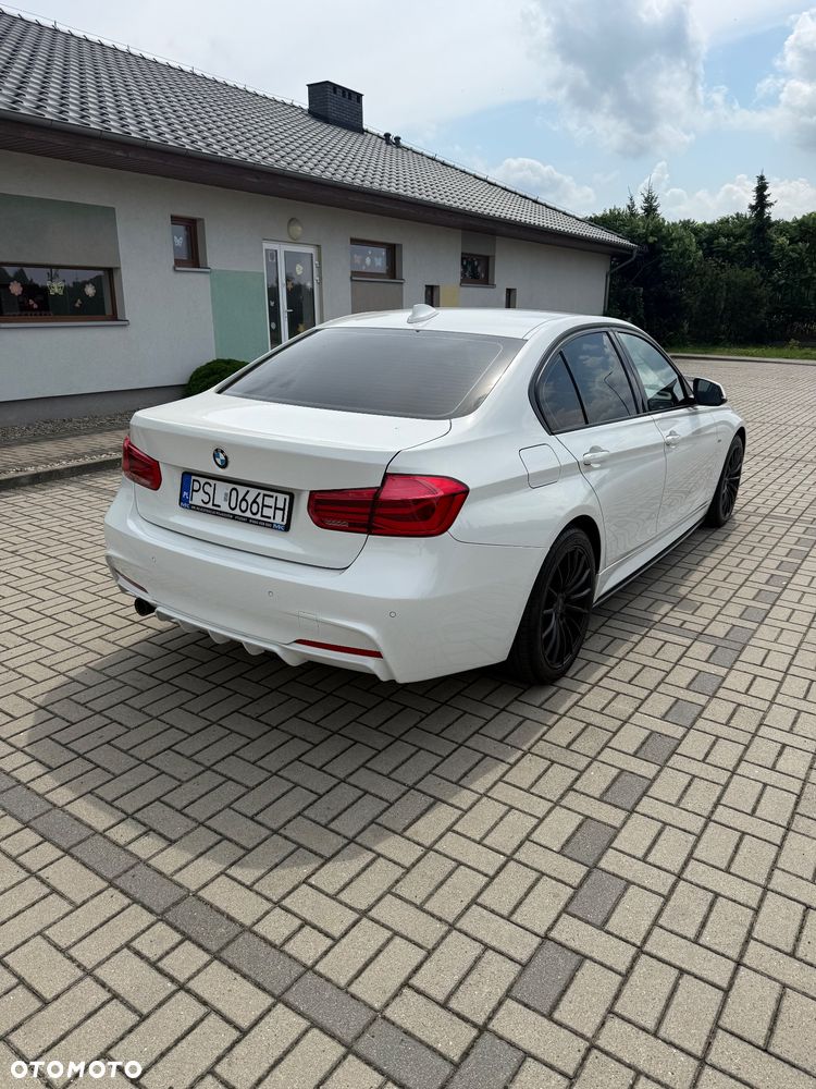 BMW Seria 3 318d Sport Line - 4