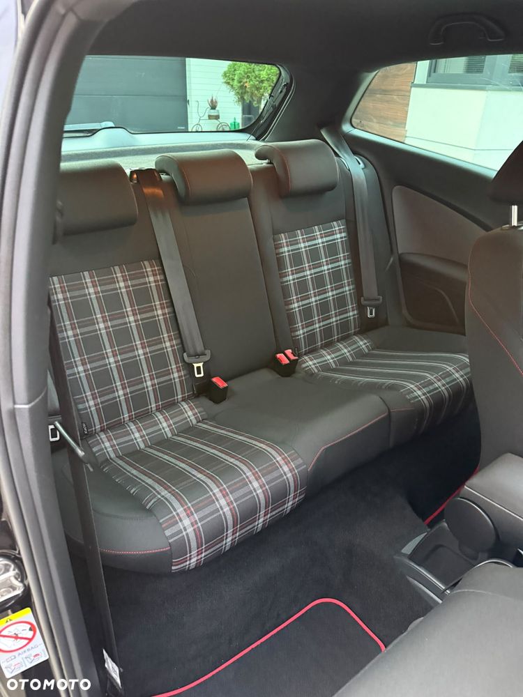 Volkswagen Polo 1.4 TSI GTI DSG - 14