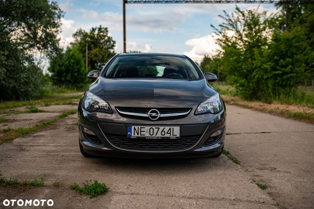 Opel Astra 1.6 - 9
