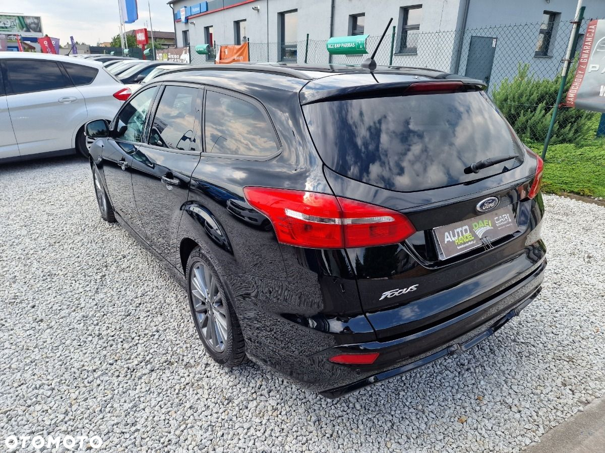 Ford Focus 1.0 EcoBoost ST-Line Red ASS - 32