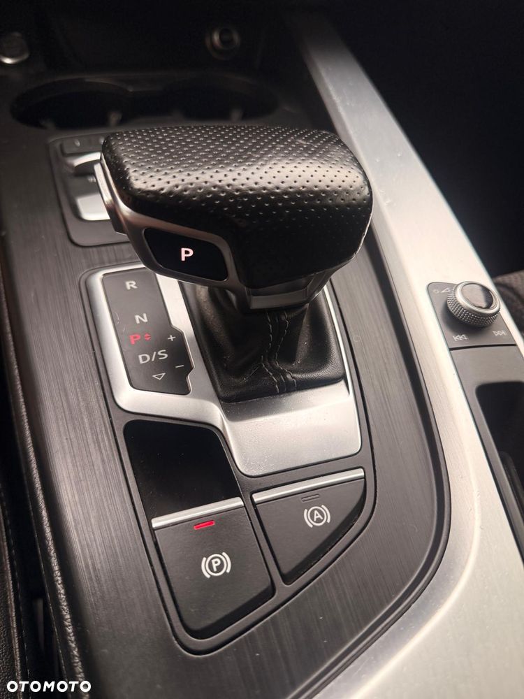 Audi A4 Avant 2.0 TDI Sport S tronic - 16