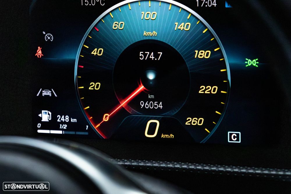 Mercedes-Benz A 160 AMG Line - 18