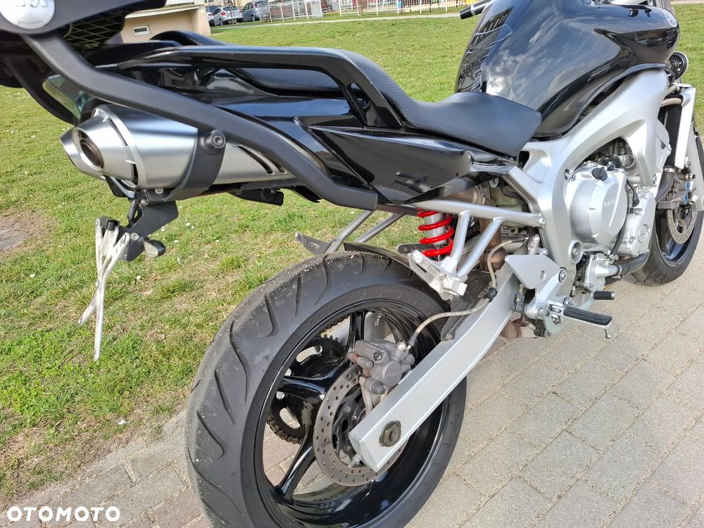 Yamaha FZ6 - 30