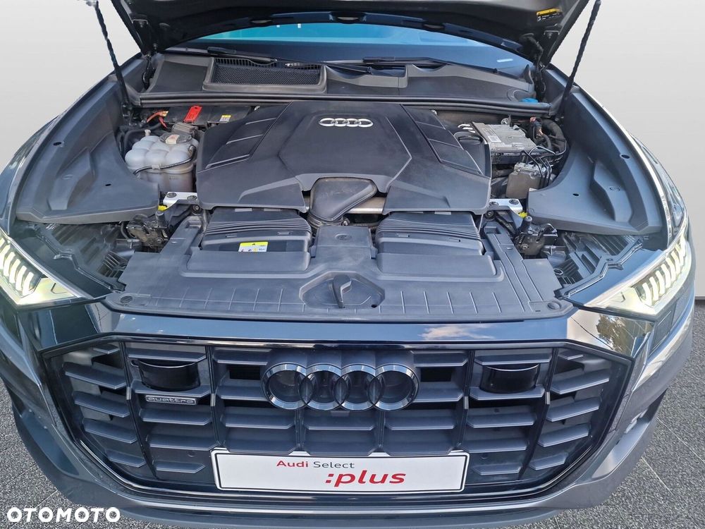 Audi Q8 - 18