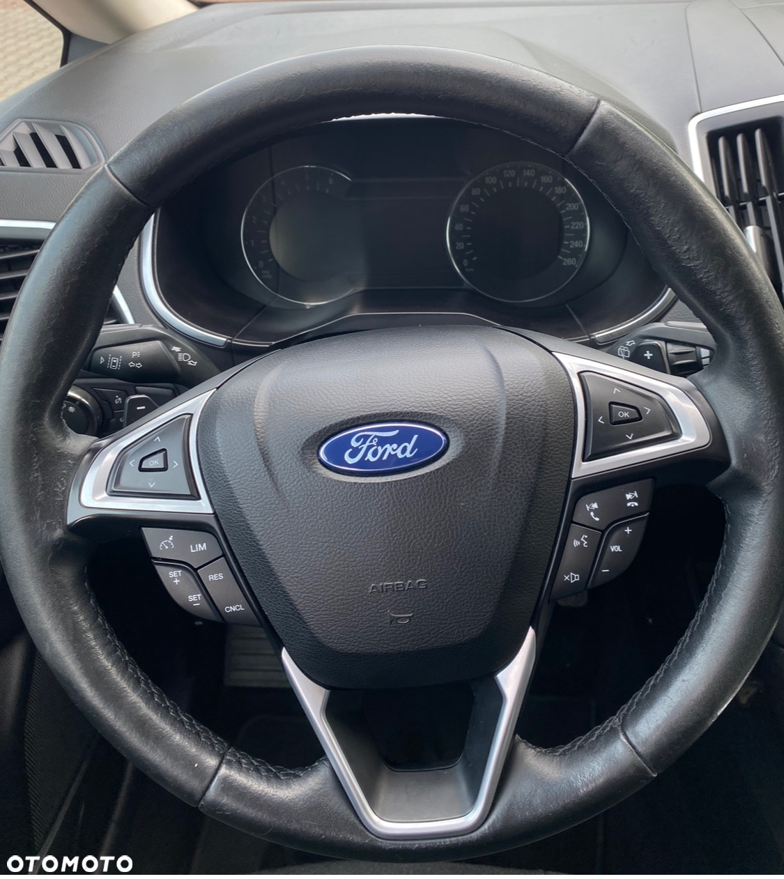 Ford S-Max 2.0 EcoBlue Titanium - 12